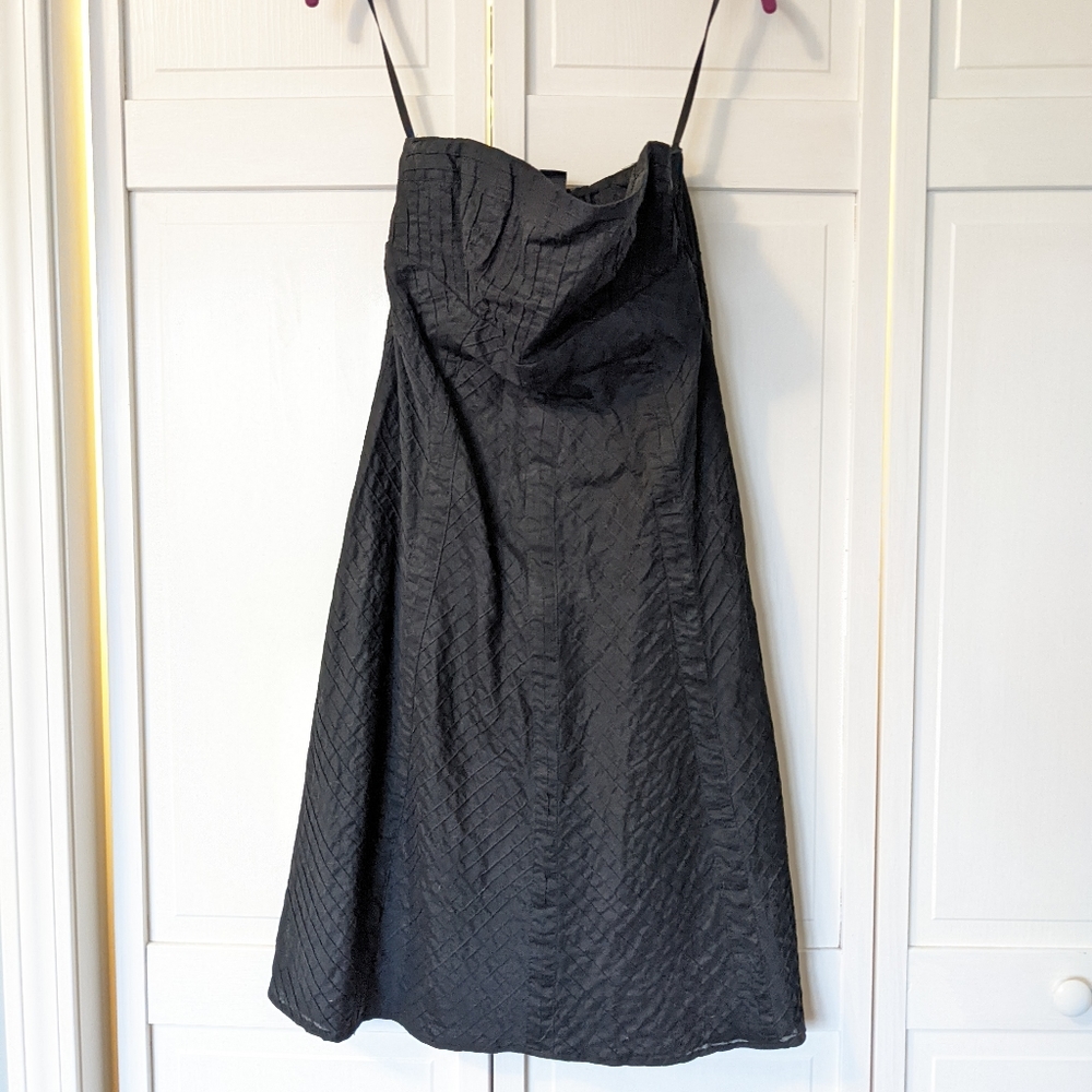 Strapless dress
